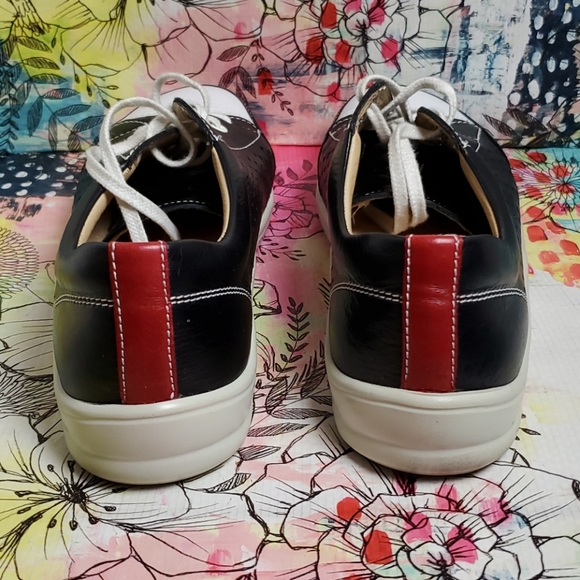 SNEAKERS WOMAN'S 10 FINN COMFORT BLACK & WHITE - Picture 3 of 8